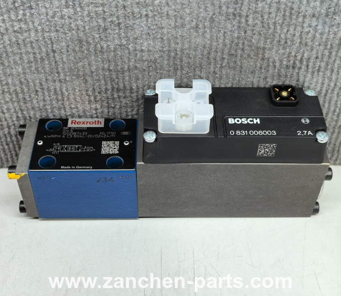 Rexroth 0811404033 Proportional Directional Valve 4WRPH6C3B04L-20/G24Z4/M